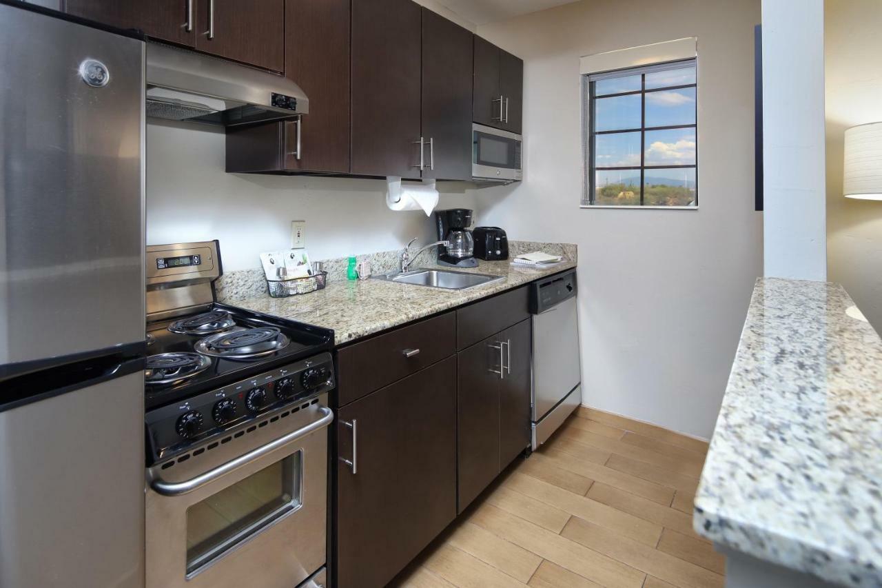 Towneplace Suites Tucson Casas Adobes Экстерьер фото